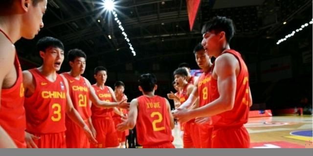 他能够听出来叶辰口中那有些高高在上的感觉。
